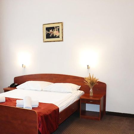 Hotel Lothus Wrocław Eksteriør billede