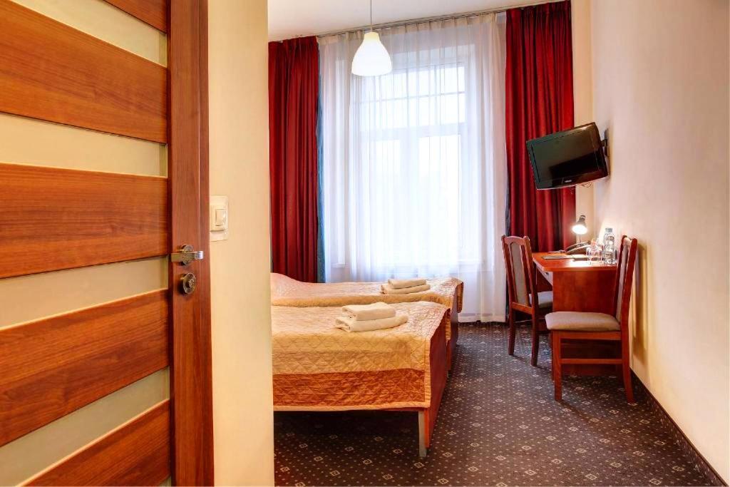 Hotel Lothus Wrocław Eksteriør billede