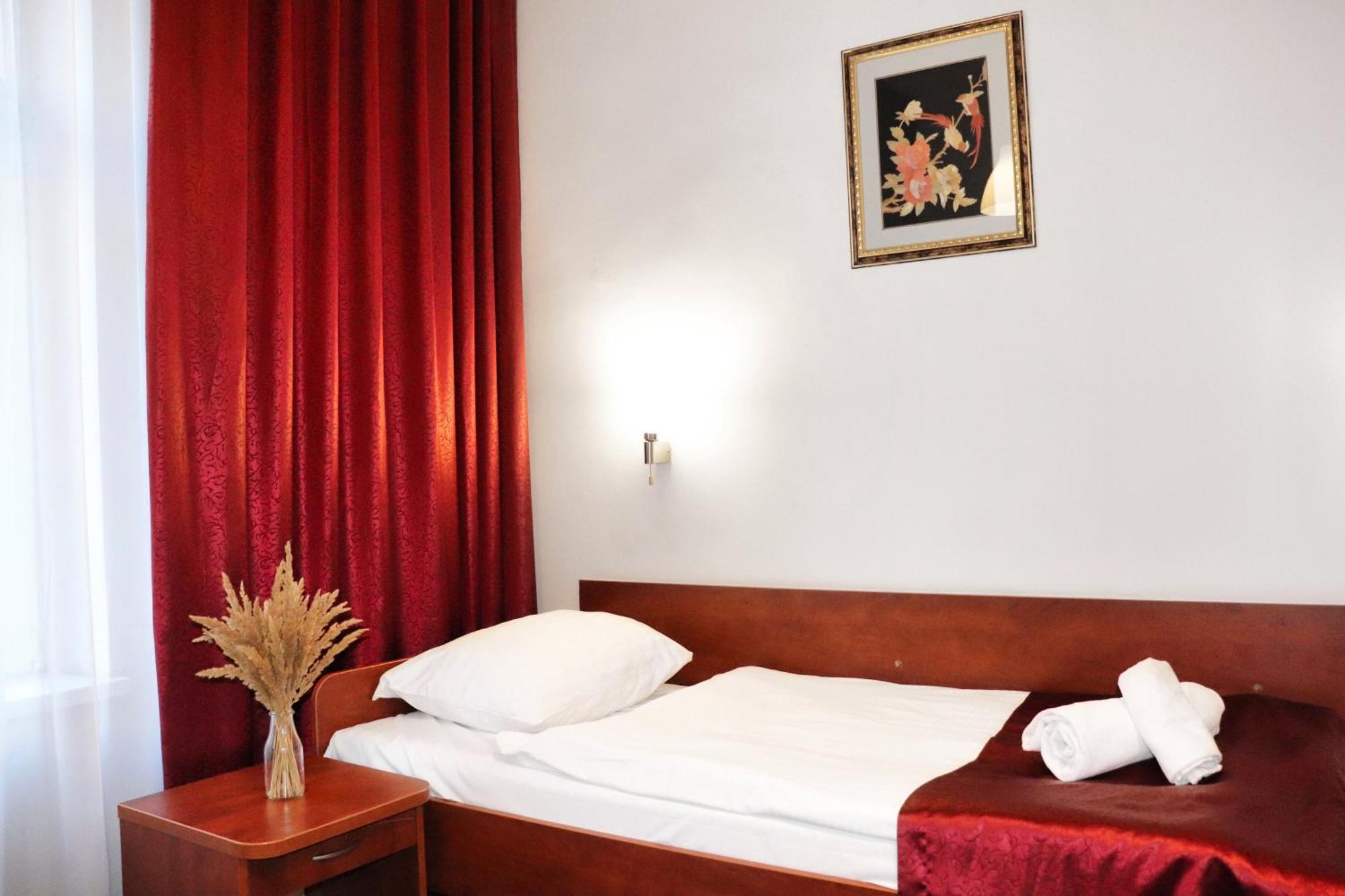 Hotel Lothus Wrocław Eksteriør billede